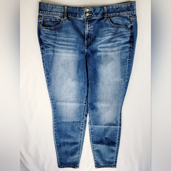 Lane Bryant Womens Size 18 Long Tummy Slimming Denim Blue Jeans - Picture 1 of 9
